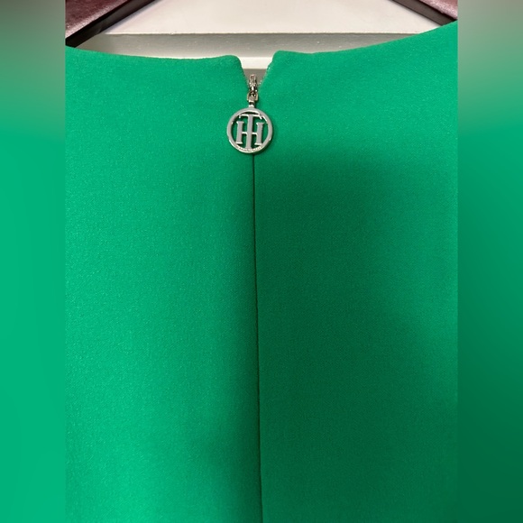 Tommy Hilfiger Romper/Jumper. Green. Size 2 - Picture 7 of 9